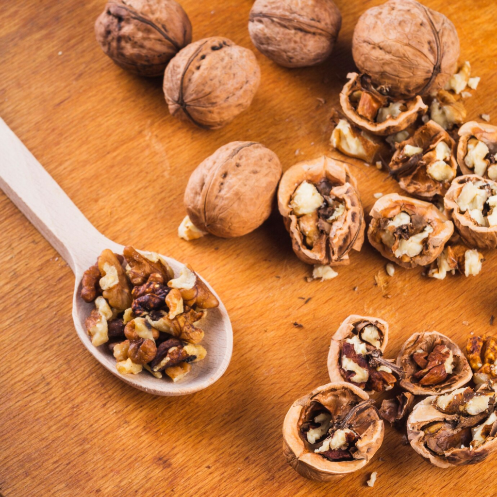 powerful antioxidant-rich foods - walnuts